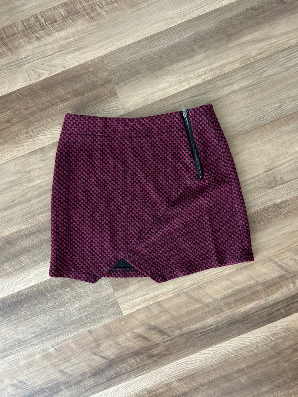 Sanctuary Red and Black Skirt